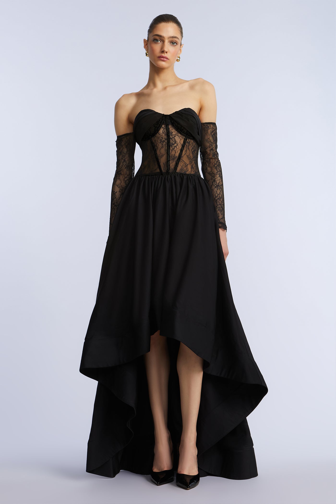 Lace Taffeta High-Low Gown BCBGMAXAZRIA Lace Taffeta High-Low Gown BCBGMAXAZRIA