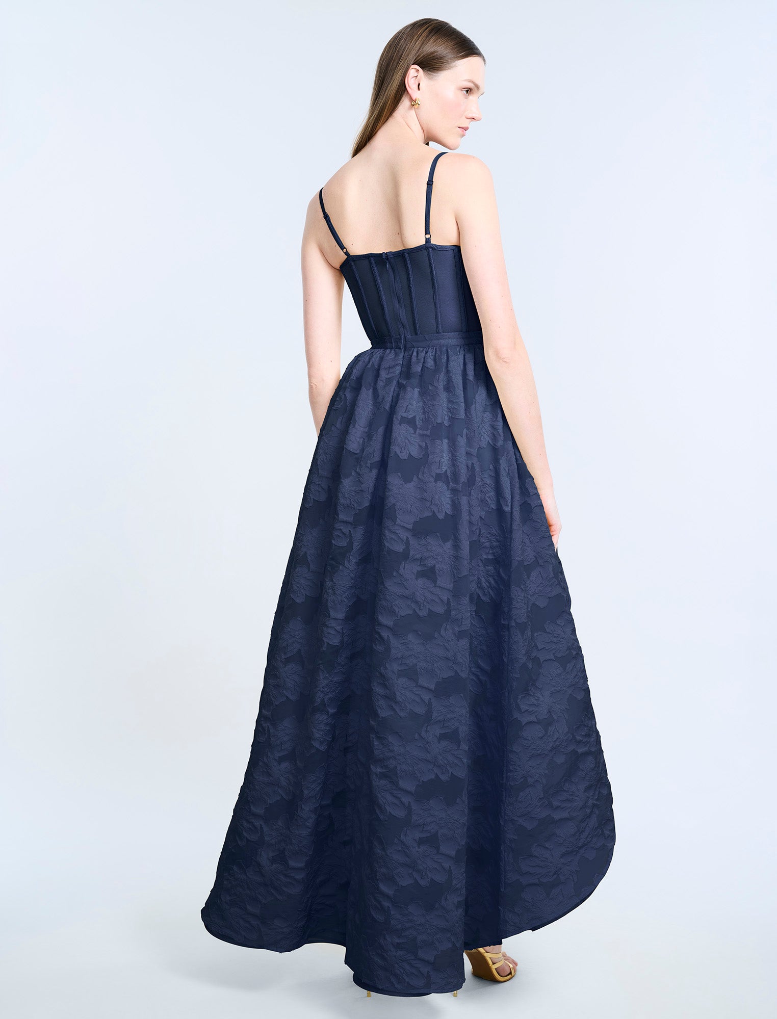 bcbg maxi dress blue Maxi Dress Bcbg Blue Gown Vintage BCBG Max Azria Halter Maxi Dress: Metallic Silk Chiffon