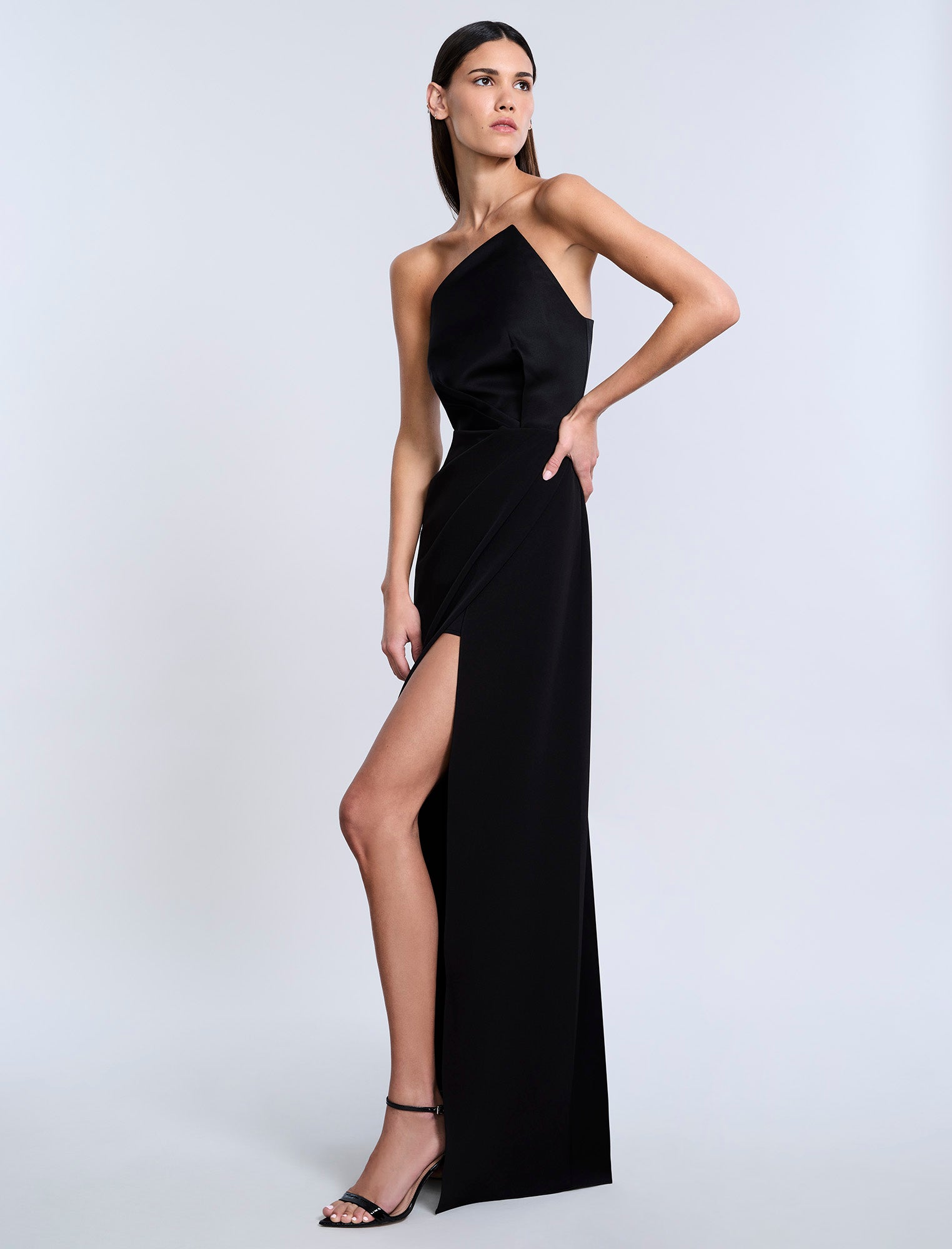 Evening Dress Bcbgeneration A Line Dress NWT BCBG Women's Black Floor Length A-Line Dress With Evening Dress Bcbgeneration A Line Dress NWT BCBG Women's Black Floor Length A-Line Dress With