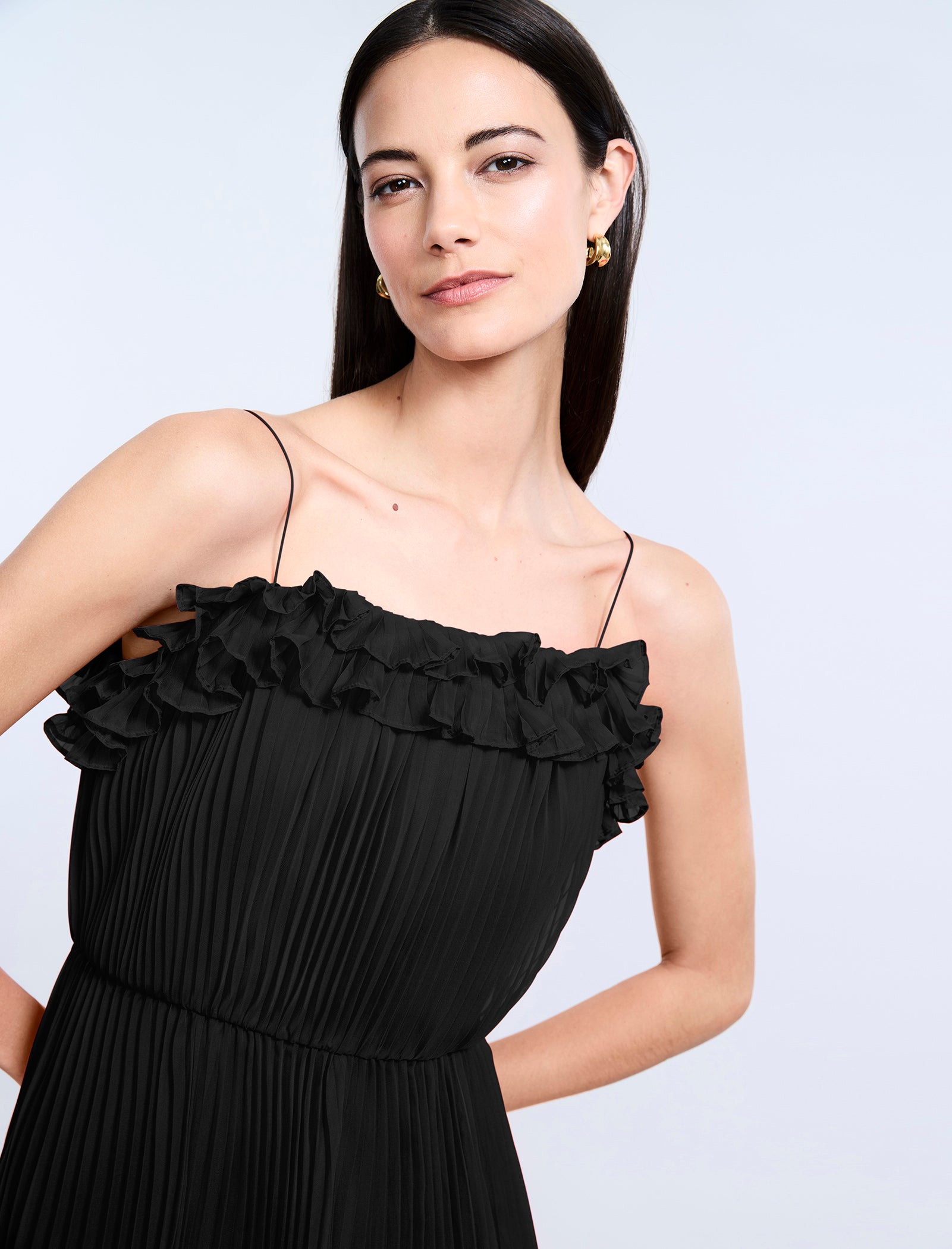 Shirring Ruffle Gown BCBGMAXAZRIA Shirring Ruffle Gown BCBGMAXAZRIA