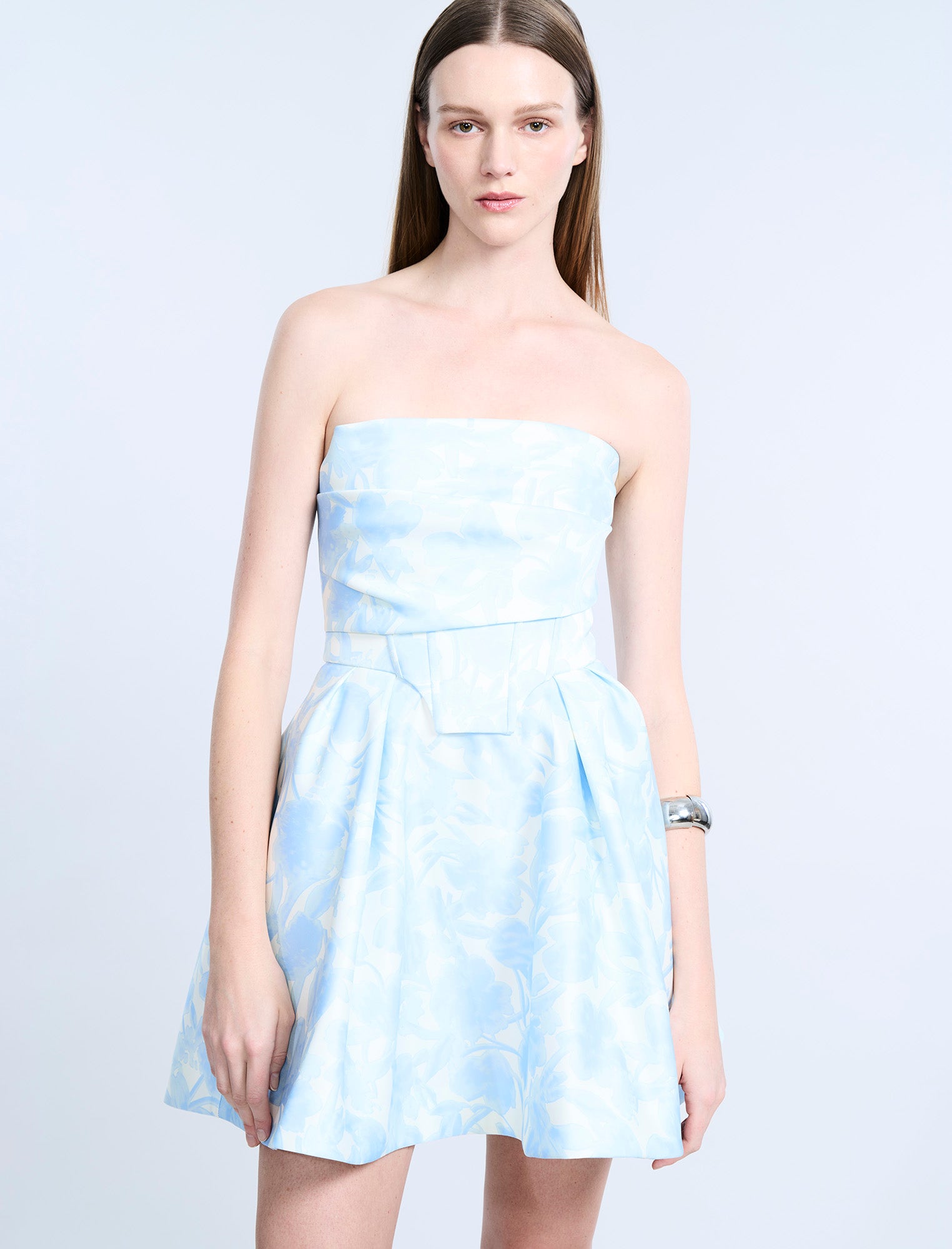 Peak Top Stitch Cocktail Sky Floral Print / 6 Peak Top Stitch Cocktail Sky Floral Print / 6