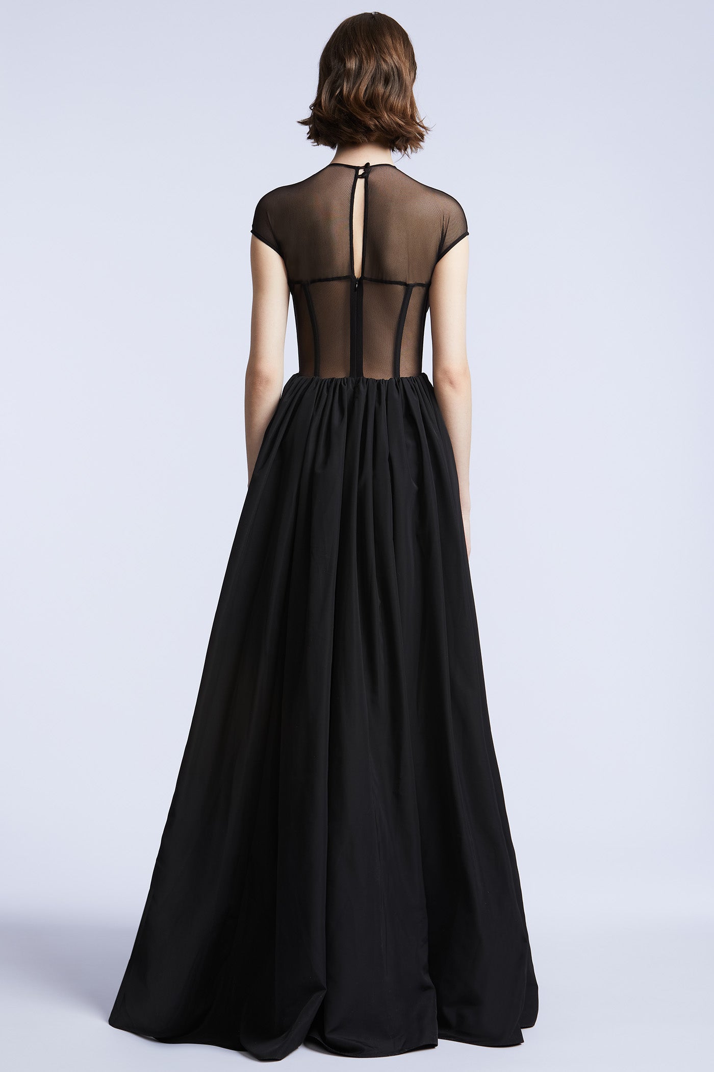 Babe Gown Black / 8 Babe Gown Black / 8